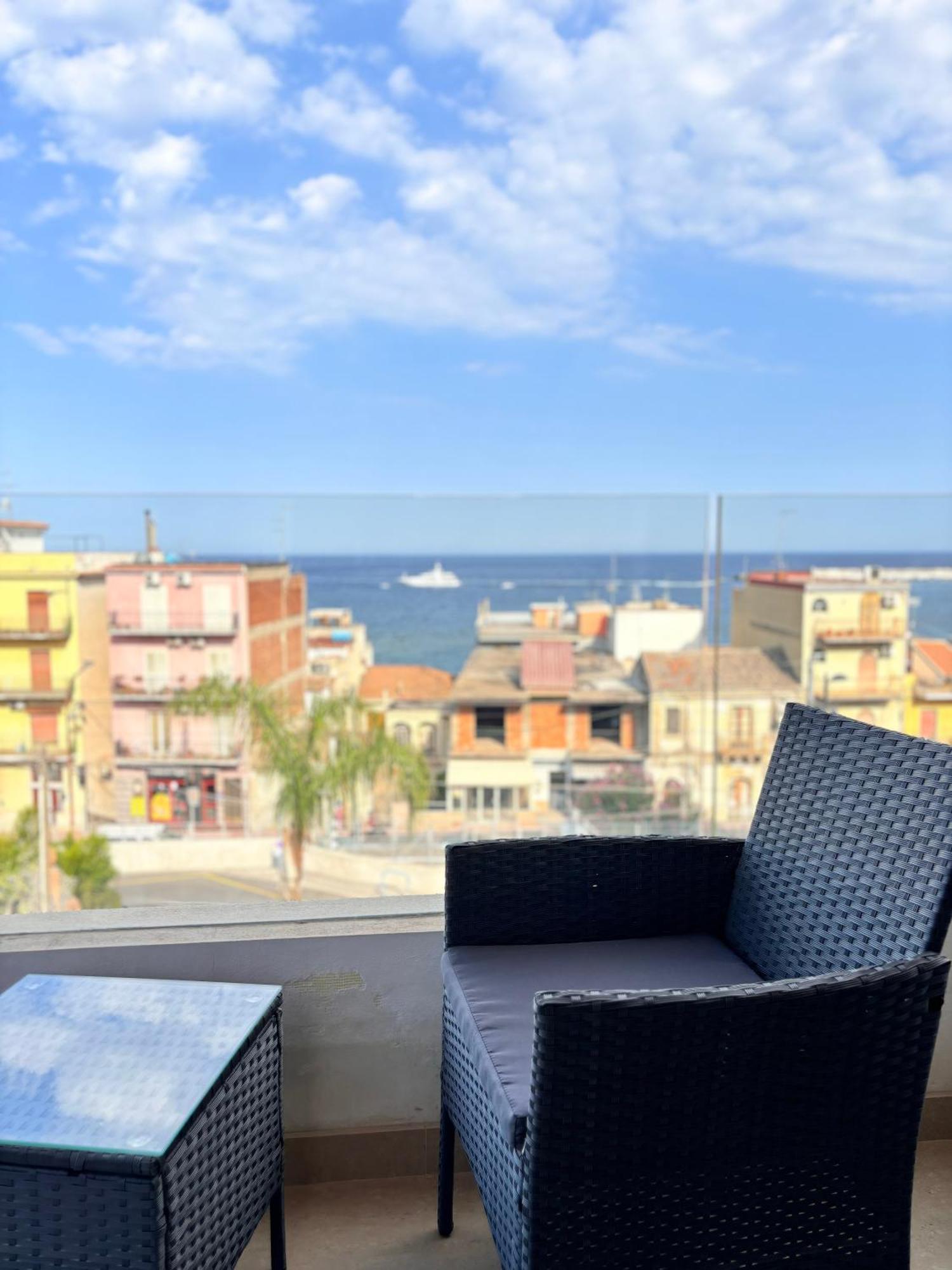 Ig - "Villa Don Antonio" Apartments Giardini Naxos Exterior photo